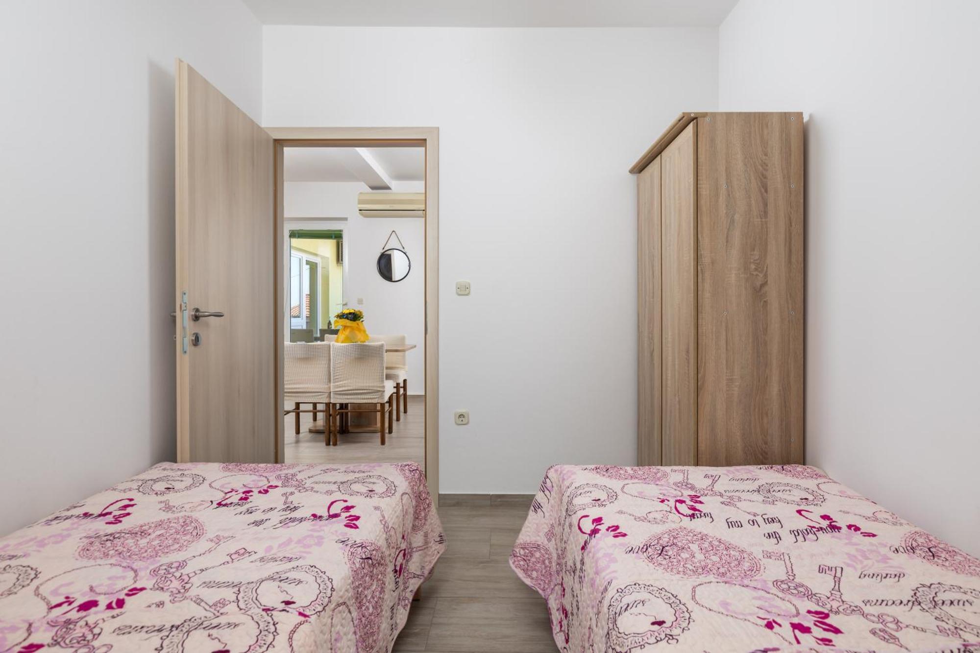 Apartments Kovacic Kraljevica Buitenkant foto