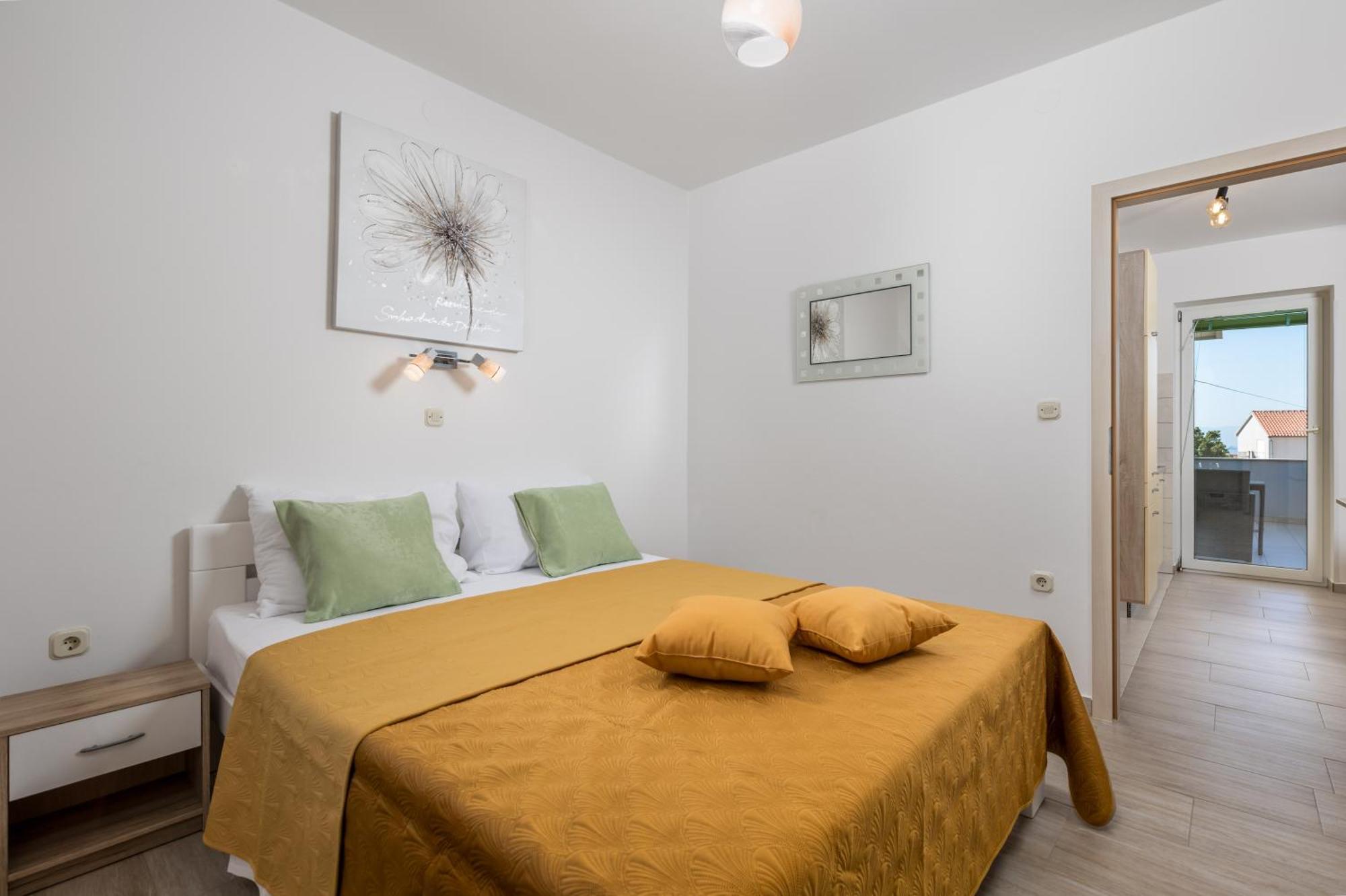 Apartments Kovacic Kraljevica Buitenkant foto